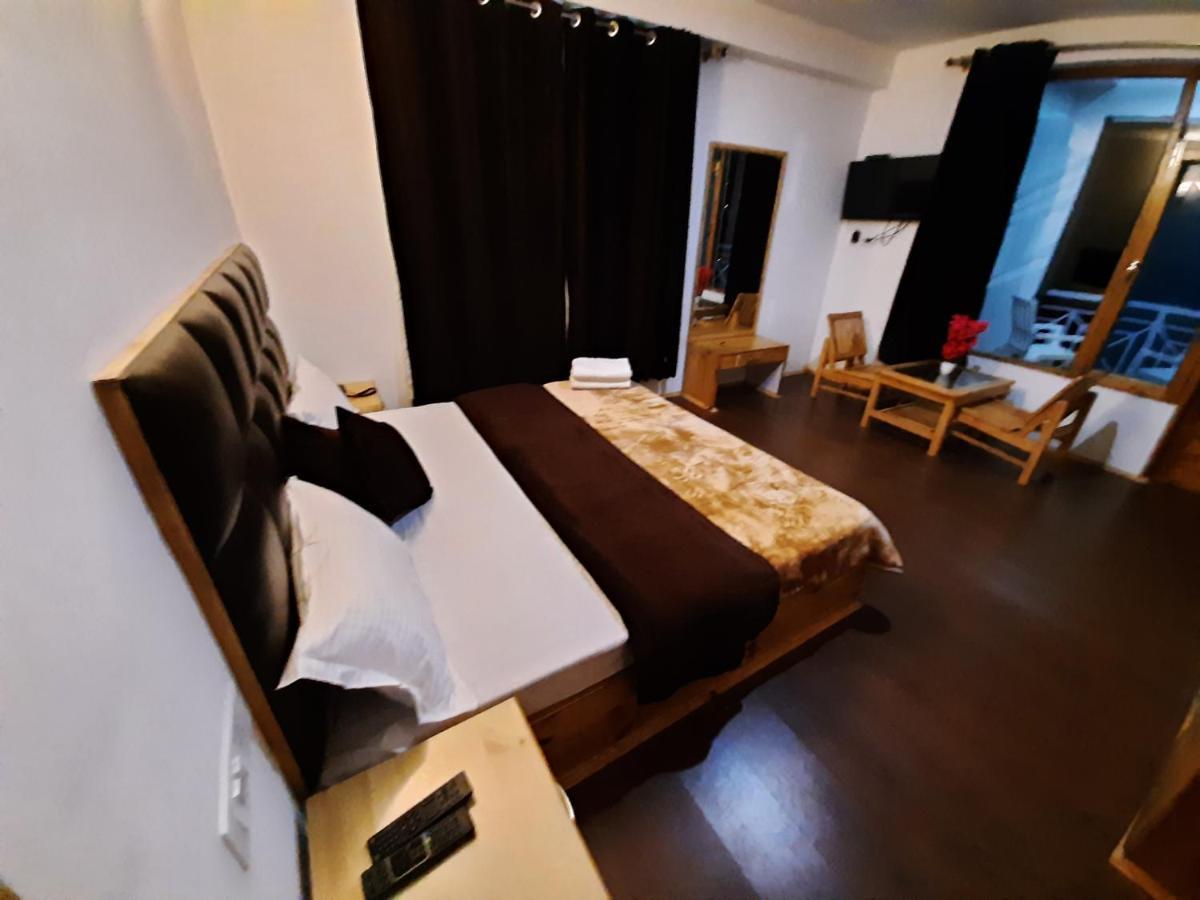 Wonderhill Resort Manāli Esterno foto